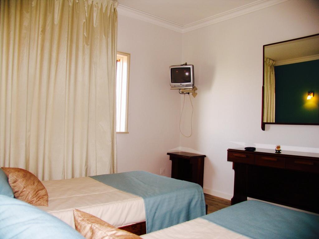Hotel Areias Claras Виана-ду-Каштелу Номер фото